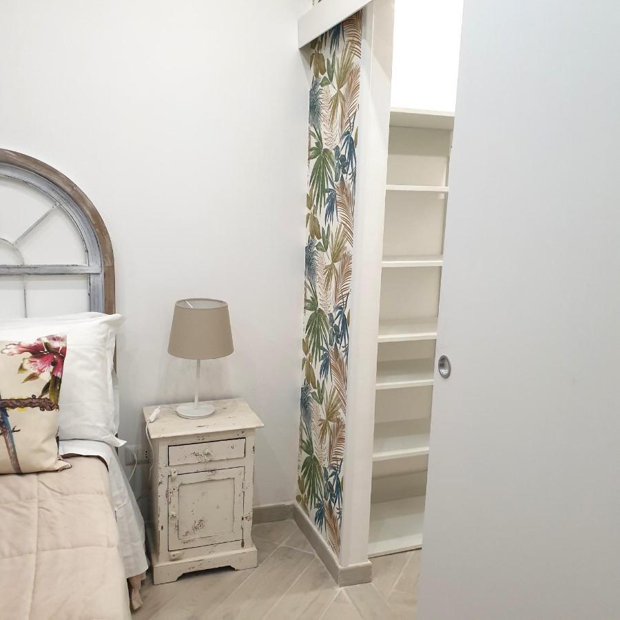 Art Flat Apartment เนเปิลส์ ภายนอก รูปภาพ